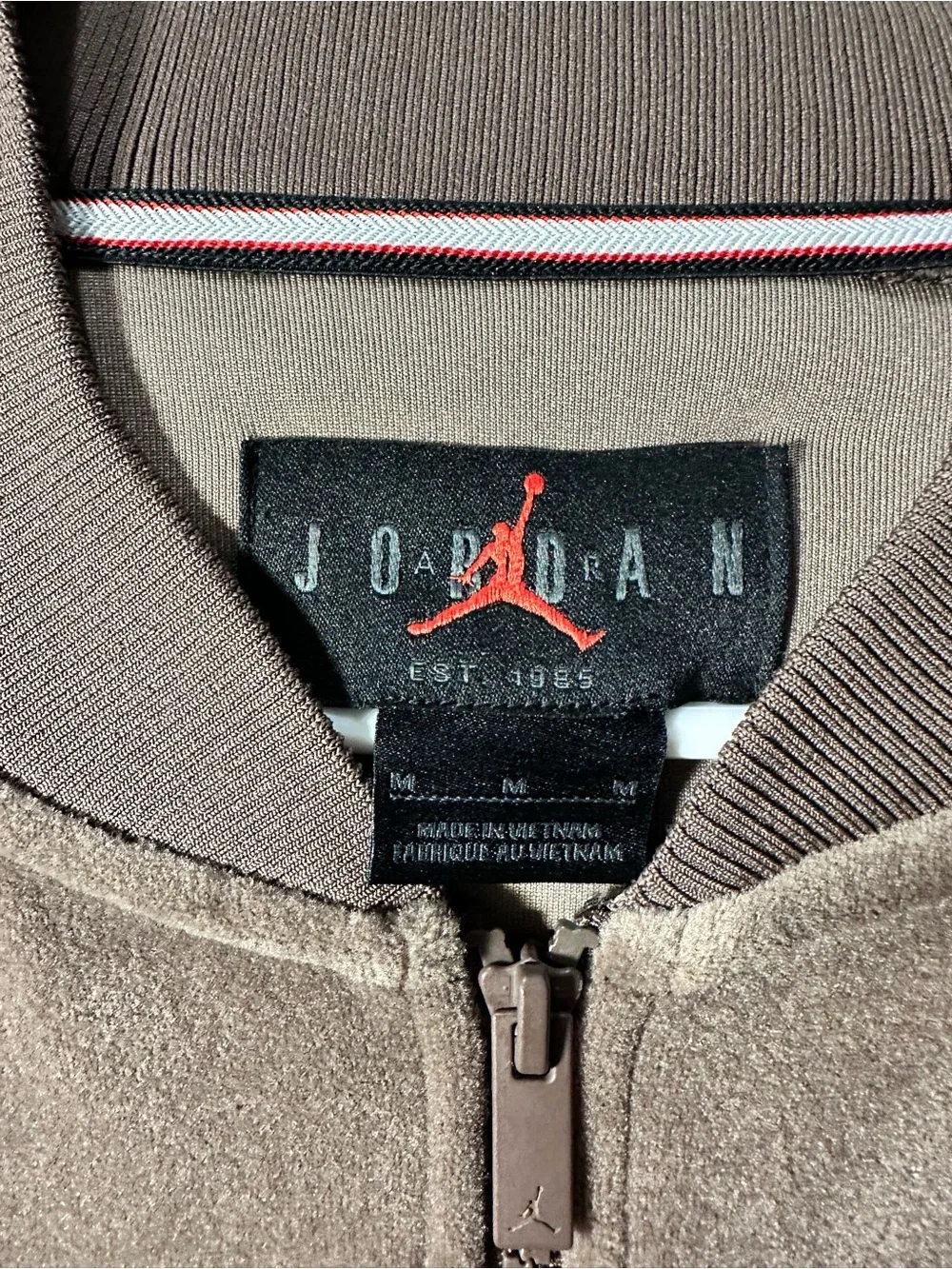 Air Jordan Brooklyn Velour Full-Zip Track Jacket HV1870-237